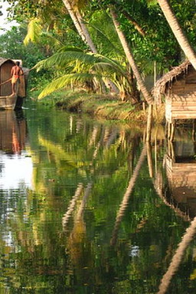 Kerala_backwater_scene